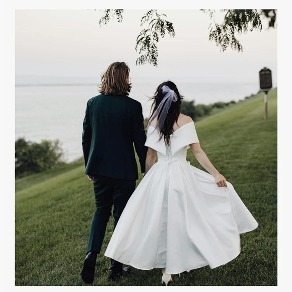 NWT Wirunsy Ivory Off the Shoulder Satin Gown (tea length) - Picture 6 of 13